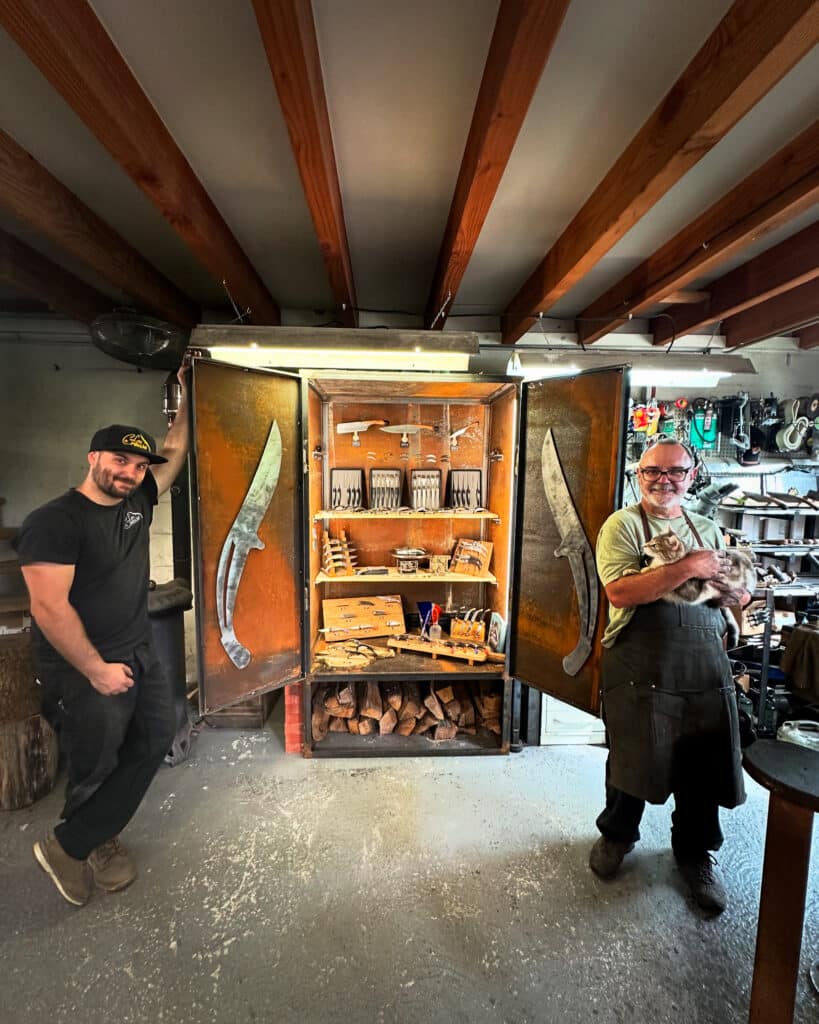 Une Nouvelle Vitrine à la Coutellerie D’art Lou Creuse